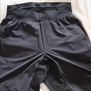 [Lululemon] Lined shorts